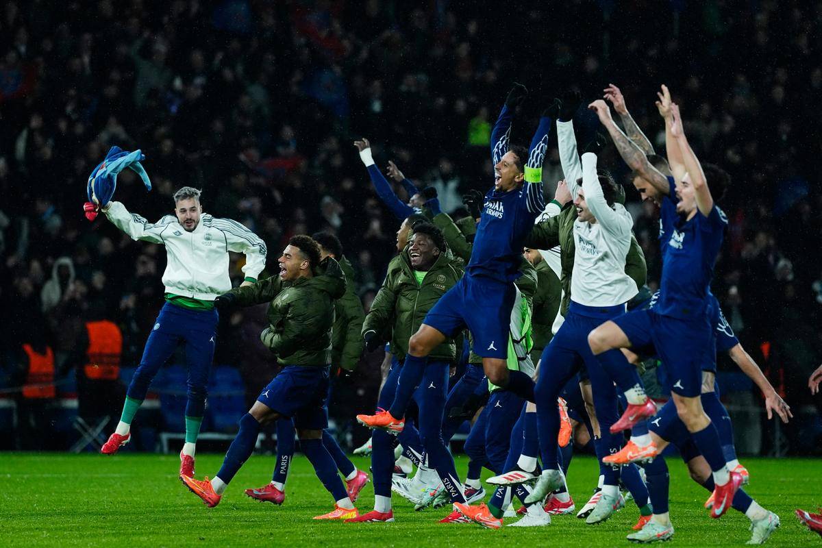 会向世界展 会向世界展