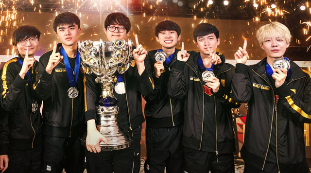 以连续两年 以连续两年